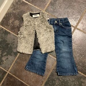 Gorgeous Faux Fur Vest and Blue Denim Flare Jeans Set Girls Size 2T.